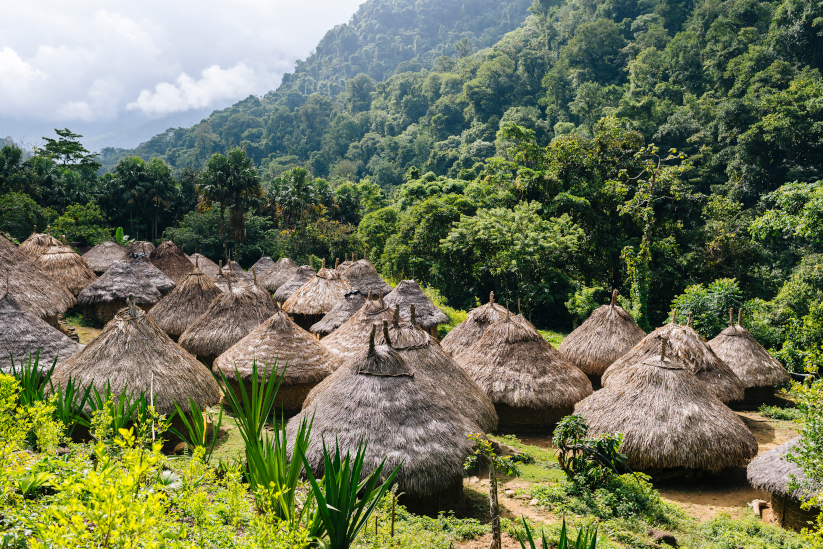 Aldea de los indios Kogui en las montañas de Sierra Nevada - Santa Marta, Colombia